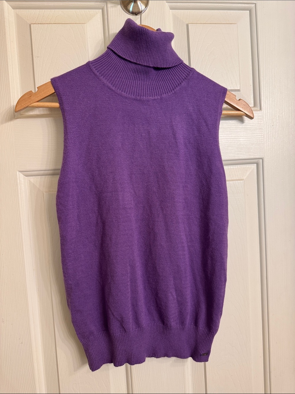 Q2 Purple Sleeveless Turtleneck Knit Tank